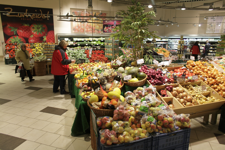 Foto RBI. Edeka-winkel