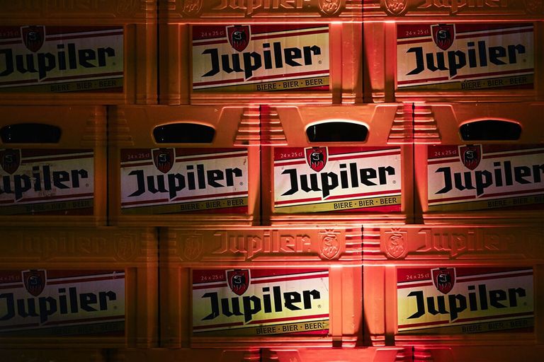 Jupiler is een van de merken van AB Inbev. - Foto: ANP