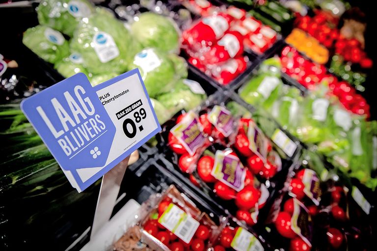 Op laagblijvers en laagsteprijsgaranties voor agf zit een teler meestal niet te wachten. - Foto: Sander Koning