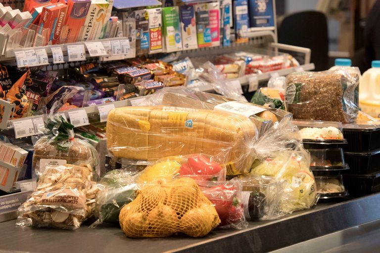 Supermarkten rekenen btw-stijging door aan klanten