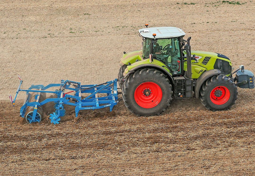 Er is een aangebouwde en een halfgedragen versie van de Karat 10 - Foto: Lemken.