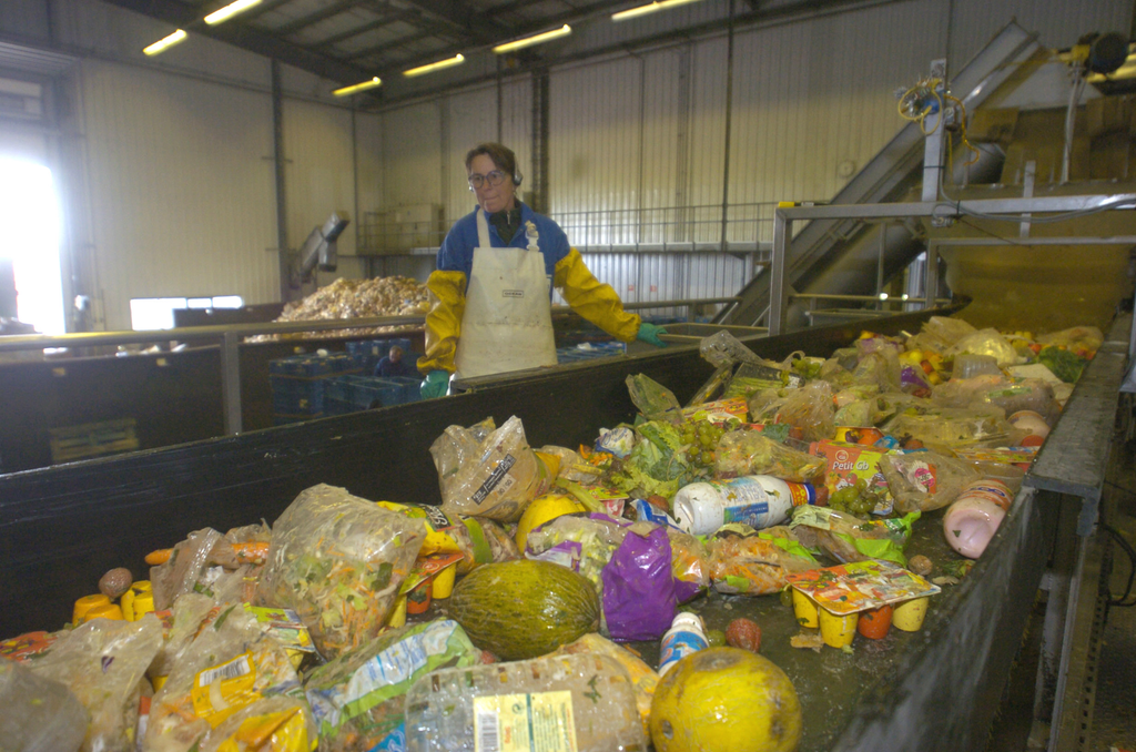 Voedselverspilling is alleen in de horeca al goed voor 51 miljoen kilo aan weggooi. - foto: Reed Business