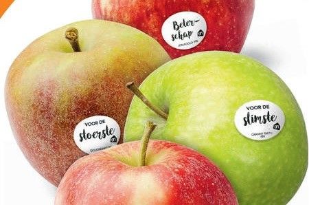 Cadeaustickers op losse appels bij Albert Heijn. - Foto: Albert Heijn