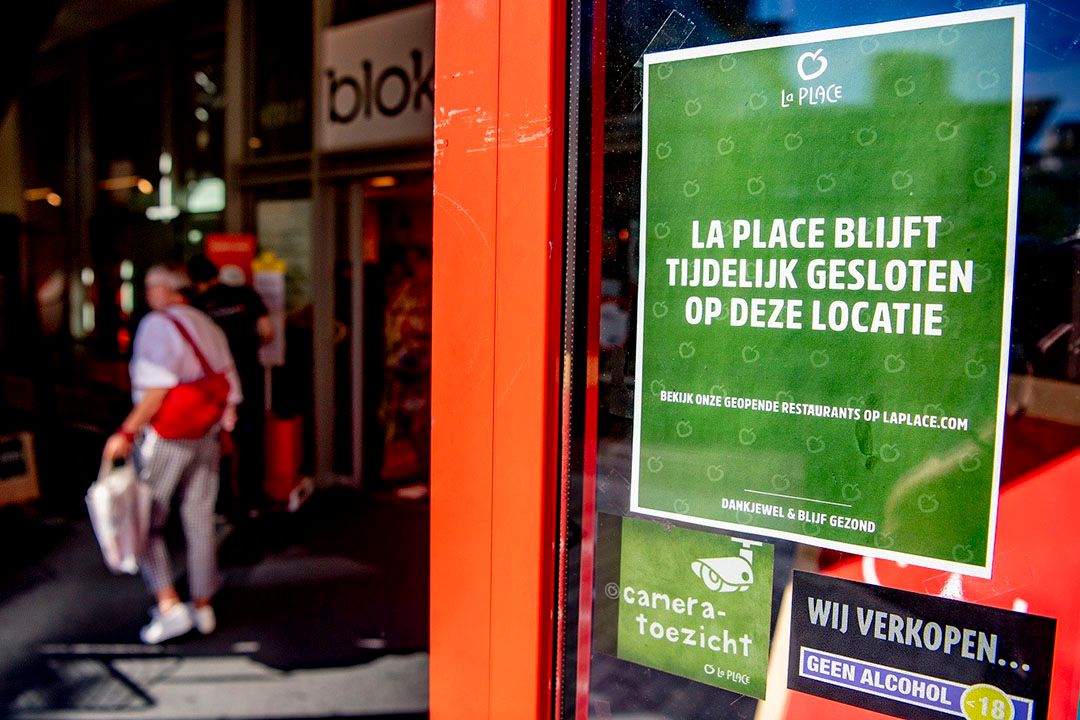 Restaurantketen La Place krijgt een enorme knauw door de coronacrisis en sluit bijna een kwart van de 100 filialen. Daarmee verkeren 480 mensen in onzekerheid. Foto: ANP.