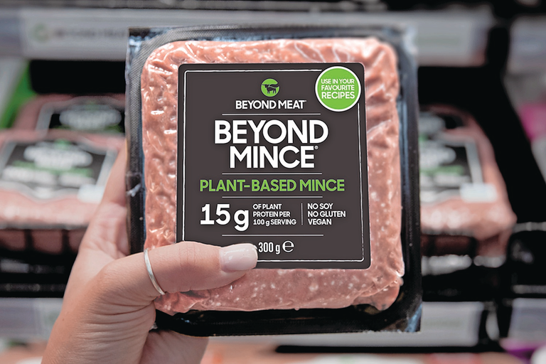 Beyond gaat minder vleesimitaties maken en meer pure plantaardige eiwitrijke producten. Foto: Beyond Meat
