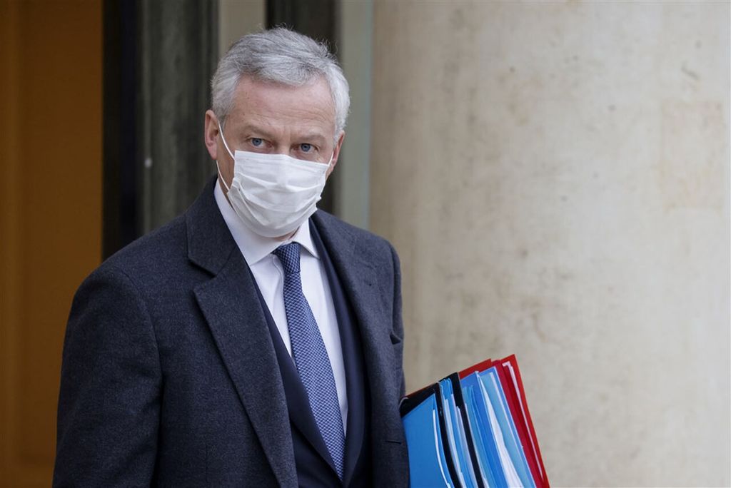 Het bericht dat Carrefour een overnamebod heeft van het Canadese Alimentation Couche-Tard was nog maar net uit of de Franse minister voor economische zaken Bruno Le Maire trok al naar de media om er tegen te waarschuwen. Foto: ANP