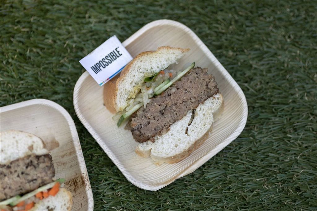 In de plantaardige markt staan twee beursgangen op stapel: van de Zweedse havermelkproducent Oatly en de Amerikaanse vegaburgerproducent Impossible Foods, een concurrent van Beyond Meat. Foto: ANP