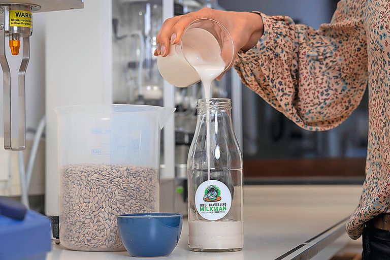 Time-travelling Milkman haalt €2 miljoen op voor de uitrol van zijn roomingrediënt. Foto: Koos Groenewold