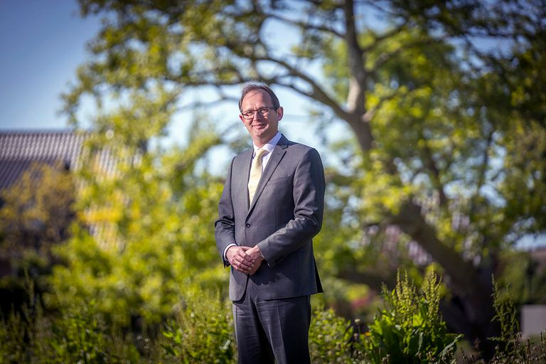 “In de Bijbel, het meest gelezen boek ter wereld, kom je verrassende voorschriften tegen over dierenwelzijn”, zei Bert Jan Ruissen (SGP). Foto: Roel Dijkstra