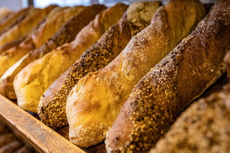 Bij brood stagneert de prijsstijging in België of is er al sprake van een lichte daling. - Foto: Ronald Hissink