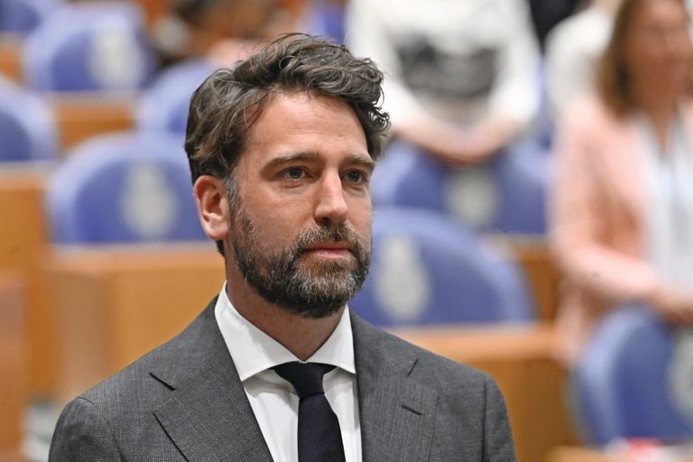 Kamerlid Joris Lohman (CDA) dient een motie in over een visie op de eiwitketen. Foto: ANP
