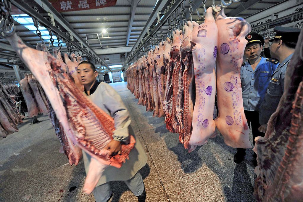 China wil met het openhouden van de slachterijen het aanbod aan vlees garanderen.