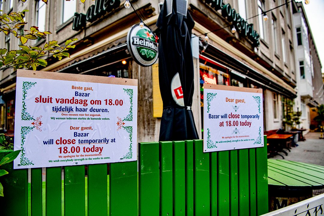 Vanavond sluit de horeca weer, als een van de maatregelen om de tweede coronagolf te stuiten. - foto: ANP