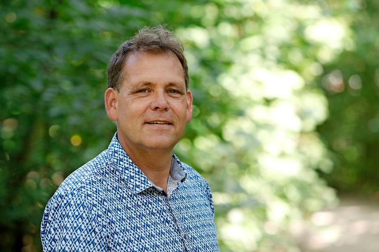 Peter Leendertse is adviseur bij CLM en deed met collega's onderzoek naar de invloed van het coronavirus op ketenbedrijven en hun voornemen te verduurzamen. Foto: Ton Kastermans