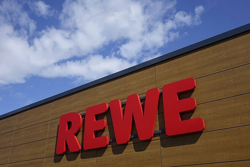 Rewe is één van de grootste afnemers van Nederlandse paprika. - Foto: ANP
