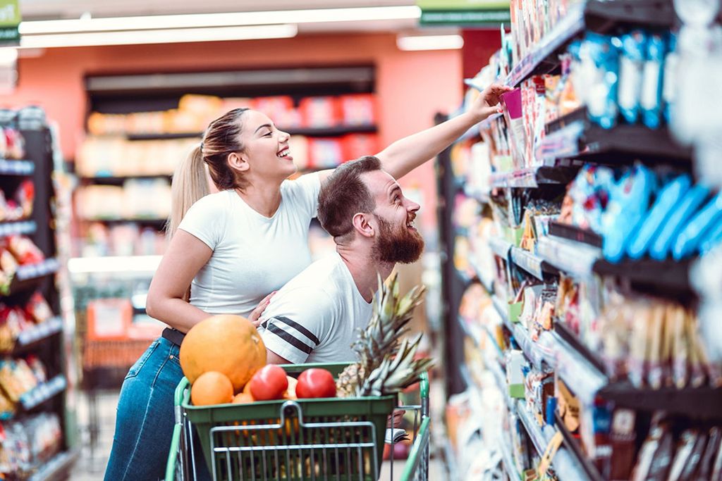 Ruim drie kwart van de ondervraagden vindt dat er voldoende gezonde snacks te koop zijn in de supermarkt. - Foto: Canva