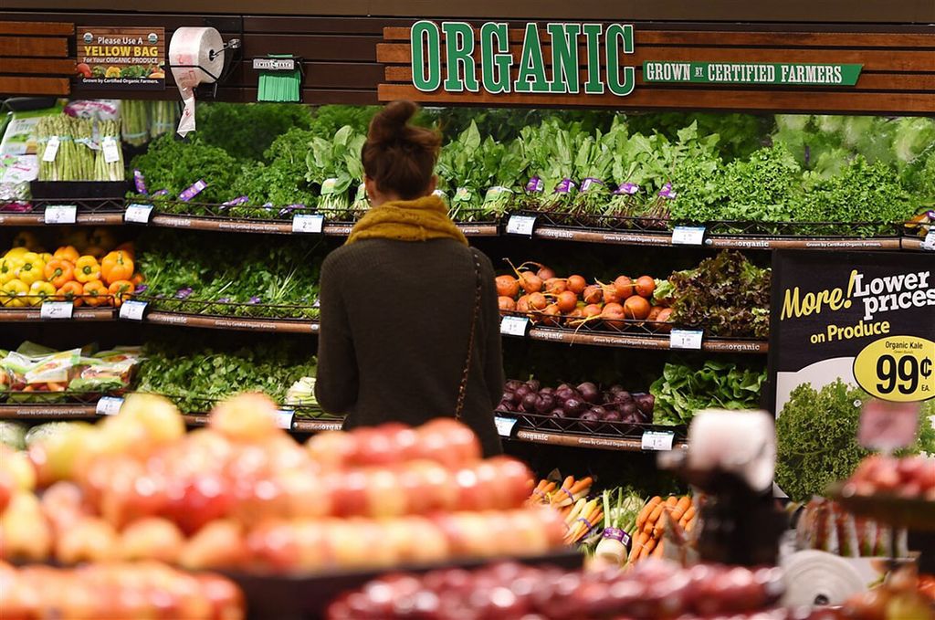 Biologisch voedsel in een Supermarkt in Californië. - Foto: ANP