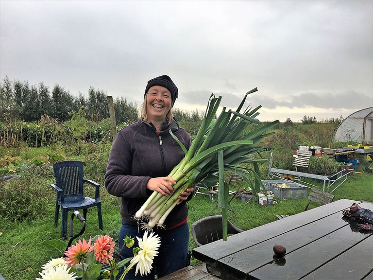 Janneke van der Velde geniet nog elke dag van haar overstap van de psychologie naar de tuinbouw.