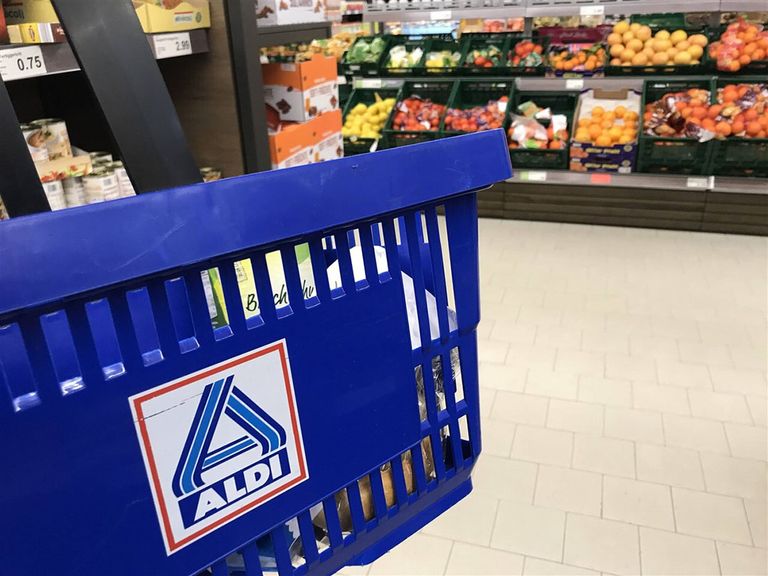 Eind 2019 lag het aandeel groente en fruit met een PlanetProof-keurmerk bij Aldi op 80%. - Foto: ANP/ Imago Stock & People GmbH