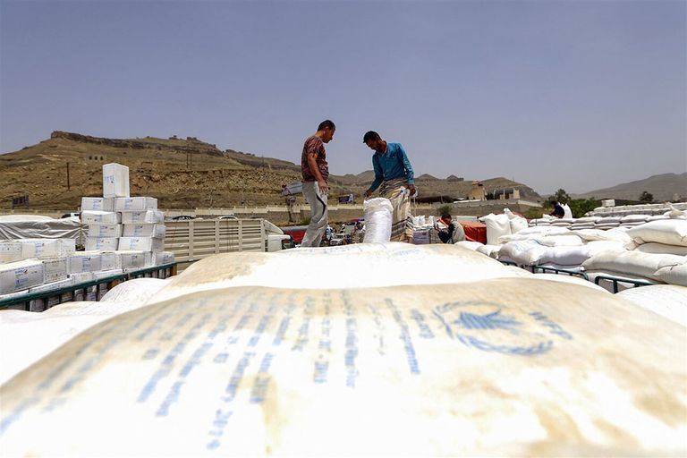 Voedsel verstrekt in het kader van het Wereldvoedselprogramma van de VN in Jemen. Wereldwijd helpt de VN 125 miljoen mensen aan eten. - Foto: ANP