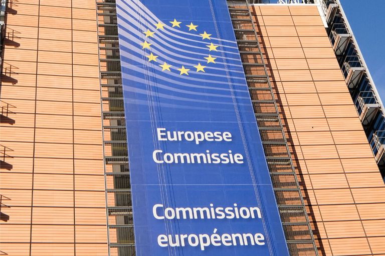 De Europese Commissie sleutelt nog aan de Green Deal. - Foto: Canva/I-d-N