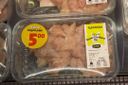 Toen een supermarkt aankondigde te stoppen met vleesaanbiedingen, vroegen diverse politici zich af of voedsel betaalbaar blijft. - Foto: ANP