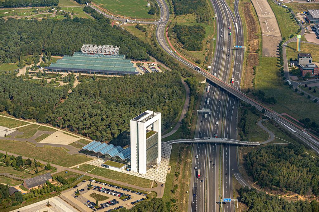 Luchtfoto van de Brightlands Campussen. - Foto: Marc Schols