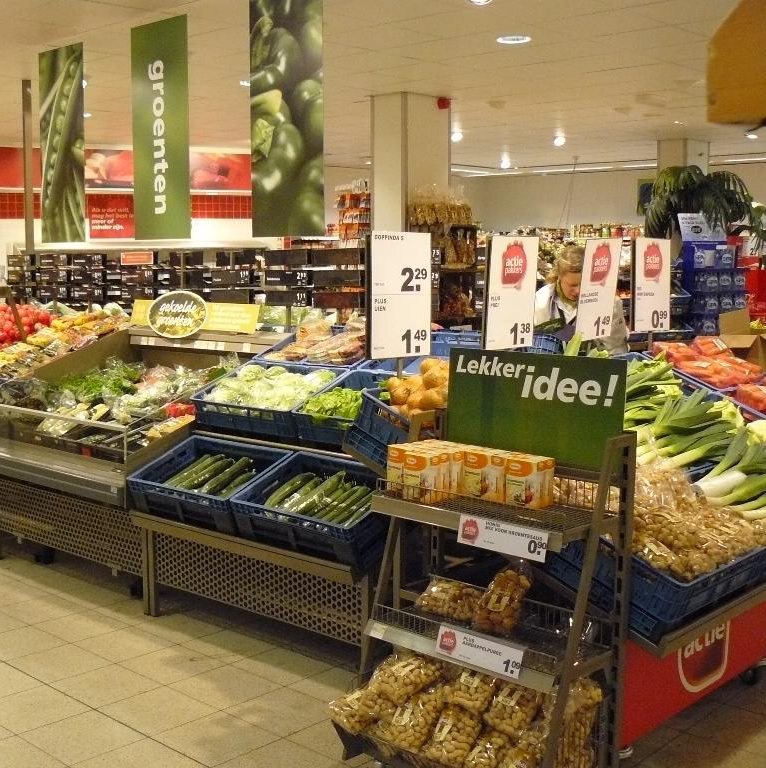 Steeds meer supermarkten, vooral in Duitsland, willen dat telers beoordeeld worden op hun personeelsbeleid.