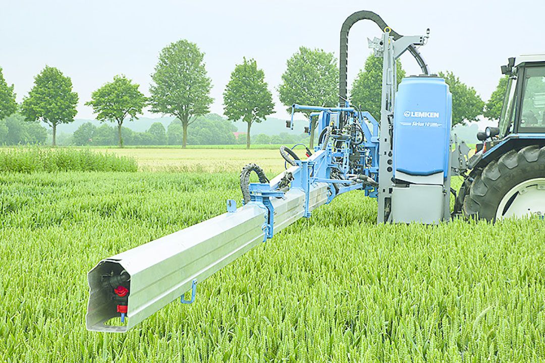 Spuitmachine van Lemken. - Foto: Stefan Tovornik