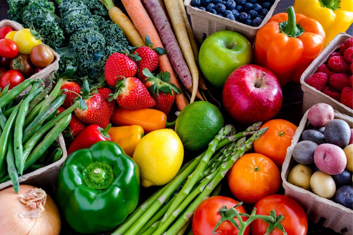 Volgens onderzoekers van Ecorys is het mogelijk om producten vrij te stellen van de suikerbelasting die ondanks hoge suikergehaltes passen in de Schijf van Vijf, zoals fruit. – Foto: Canva/tvirbickis