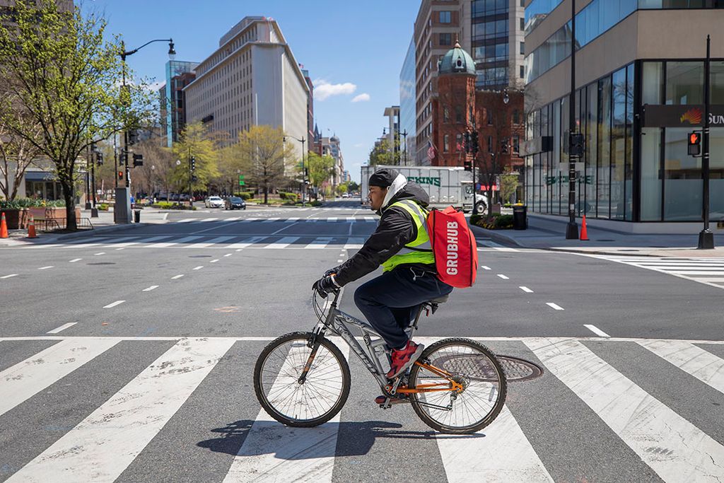 Een bezorger van Grubhub in Washington, DC. Grubhub geldt als de leidende speler in de Verenigde Staten. Foto: ANP