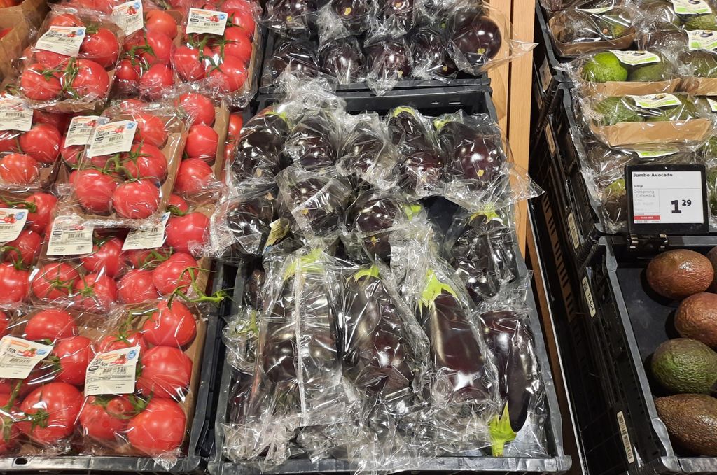 De vraag naar aubergines is sterker geworden door een toenemende consumptie. Foto: Harry Stijger