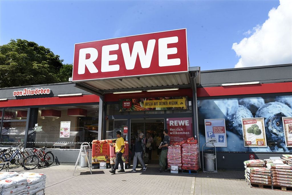Filiaal van de Duitse supermarktketen Rewe. - Foto: ANP