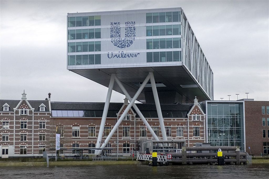 Wereldwijd heeft Unilever ongeveer 150.000 werknemers, waarvan 2.700 in Nederland.  - Foto: ANP