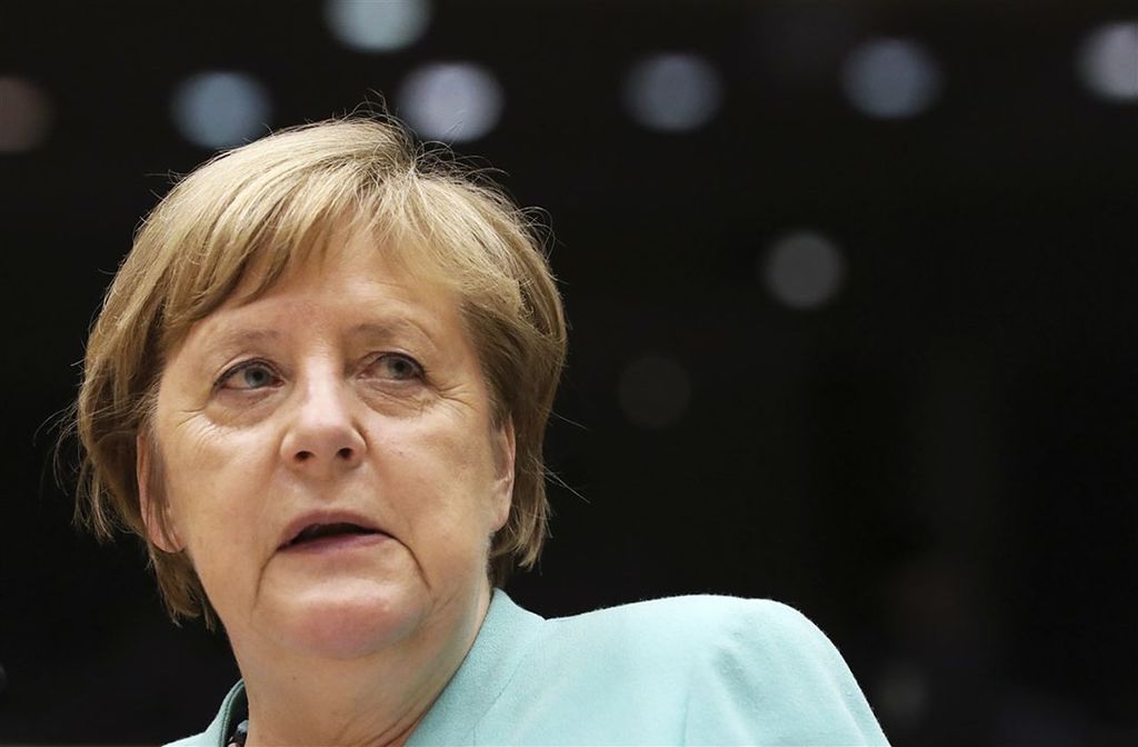 Merkel heeft woensdag van de Britse premier Boris Johnson weer eens te horen gekregen dat de Britten bereid zijn van de onderhandelingstafel weg te lopen als er niet snel resultaten worden geboekt. Foto: EPA