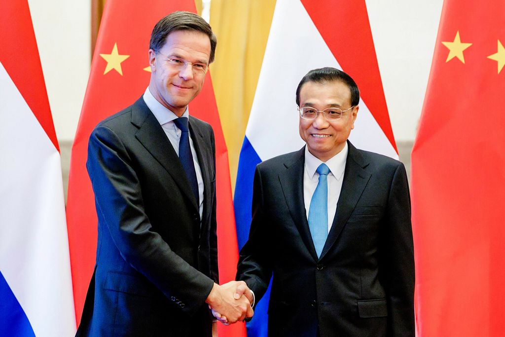 Mark Rutte en de Chinese premier Li Keqiang. - Foto: ANP
