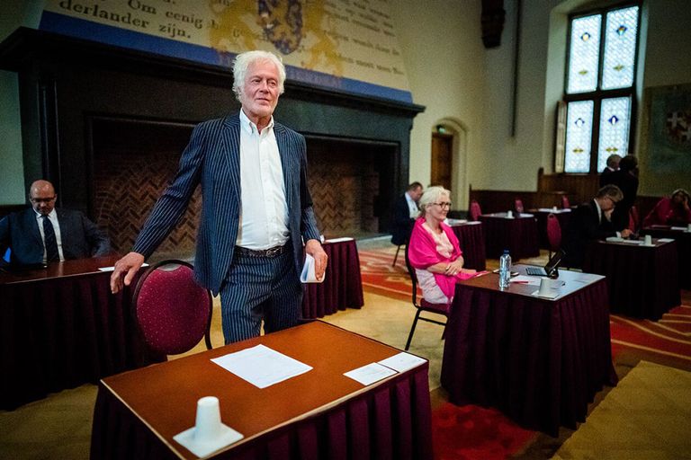 Peter Nicolaï (PvdD) in de Eerste Kamer. Zijn vergelijking tussen nertsenhouderij en nazi-moordfabrieken werd niet getolereerd. - Foto: ANP