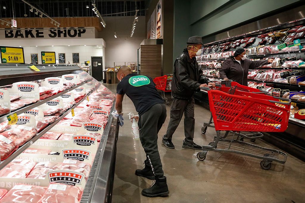 Smithfield-CEO Kenneth Sullivan waarschuwt: "Het is onmogelijk de supermarkten bevoorraad te houden als onze fabrieken niet draaien". - Foto: AFP