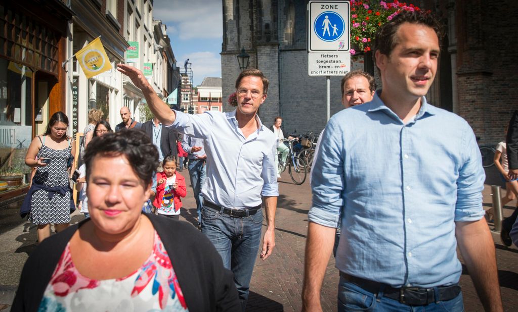 Premier Mark Rutte en Vice Premier Lodewijk Asscher en Sharon Dijksma tijdens de jaarlijkse heidag van het kabinet. - Foto: ANP