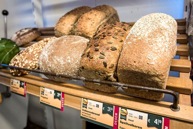 Veel bakkers zijn ambachtslieden die met hun vakmanschap vooral goede producten maken. De Kredietunie Bakkerij Ondernemers ondersteunt ze in het ondernemerschap. - Foto: Ronald Hissink