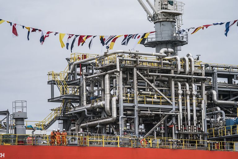 LNG-terminal in de Eemshaven. Deze terminal zou bij een EU-gasprijsplafond wel eens droog kunnen vallen. - Foto: ANP