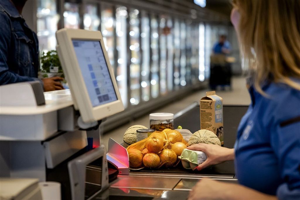 Om de koopkracht verder te verbeteren, dringt het CBL er op aan om de btw voor voedsel structureel te verlagen, te beginnen met producten binnen de Schijf van Vijf en duurzaam voedsel. - Foto: ANP