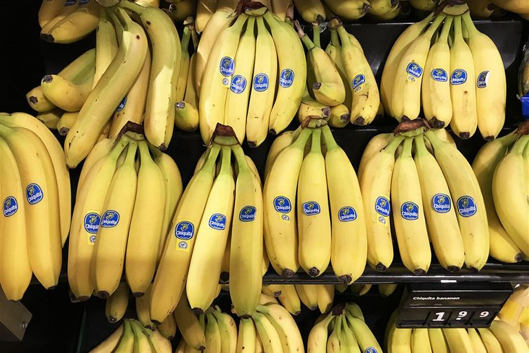 Bananen is een product waarbij veel aandacht is voor de productiewijze en de omstandigheden waarin de productie plaatsvindt. - Foto: ANP