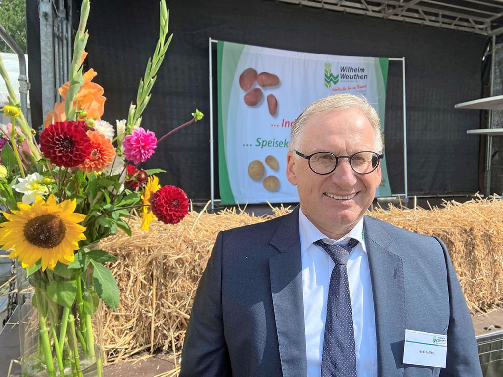 Ferdi Buffen, directeur aardappelhandelshuis Weuthen. Weuthen verhandelt jaarlijks 2,3 miljoen ton aardappelen. - Foto: Annet Smale