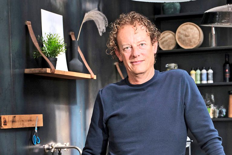 Ferry Kamp is chief marketing executive bij Meatless Farm, producent van vleesvervangers. - Foto's: Fred Libochant