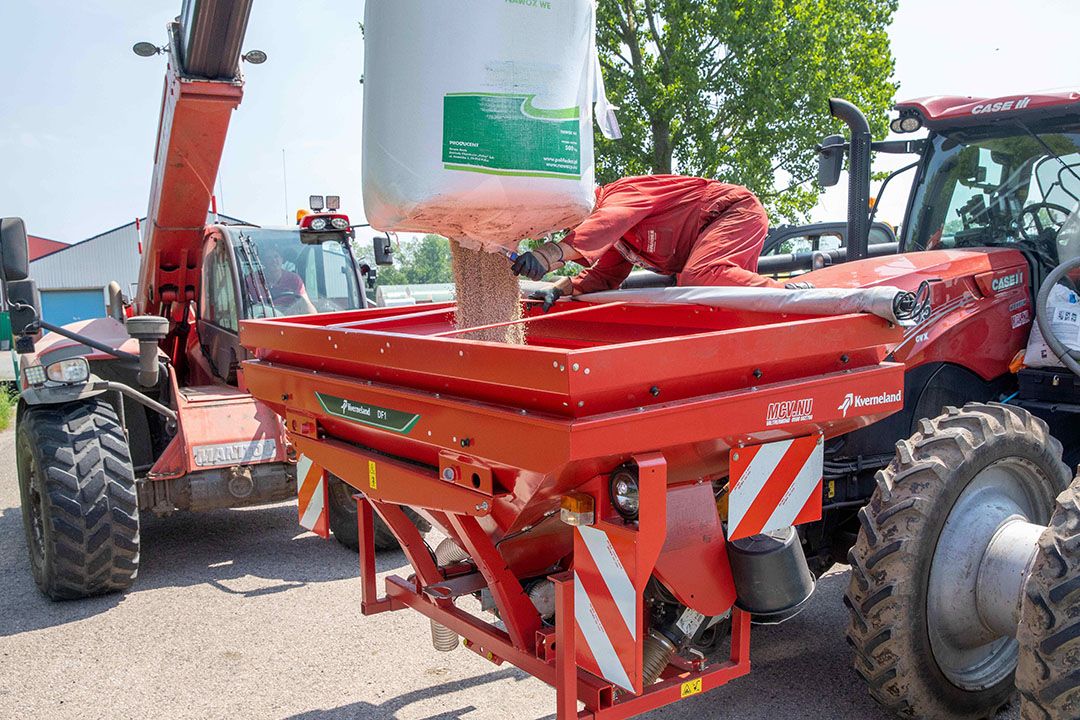 De prijzen van kunstmest zijn al omhoog geschoten. - Foto: Koos van der Spek