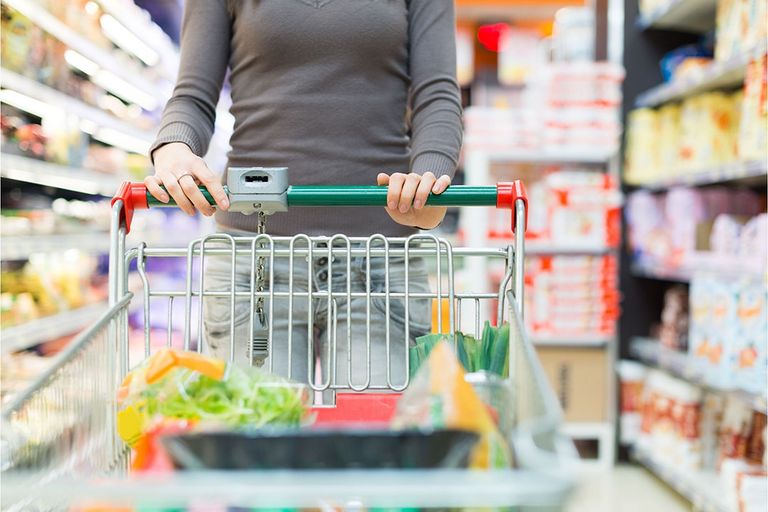 Consumenten moeten in supermarkten makkelijker een duurzamere keuze kunnen maken, vindt Feedback. - Foto: Canva