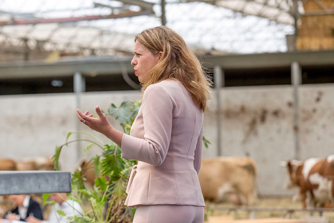 Minister van LNV Carola Schouten verwacht dat ingezet beleid kan leiden tot een meerprijs voor Planet Proof. (C)Roel Dijkstra-Vlaardingen - Foto Dennis Wisse