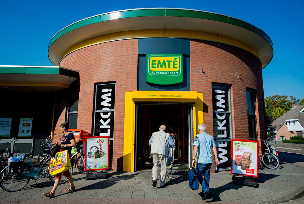 Een Emté-winkel in Veghel. Intussen zijn alle Emté-winkels omgevormd naar een Jumbo- of Coop-supermarkt. - Foto: ANP