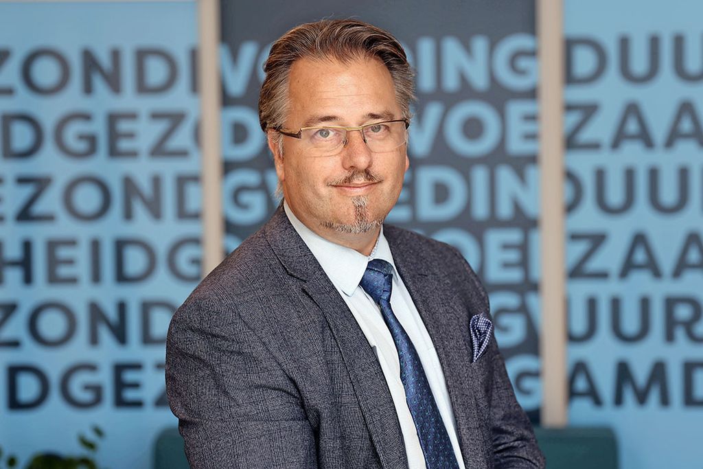 Casper Zulim de Zwarte is adviseur voedseltransitie bij communicatie- en adviesbureau Schuttelaar & Partners. Hij ziet en voorziet veel innovatie in de voedselsector door invoering van de Nutri-Score. - Foto: Roel Dijkstra Fotografie